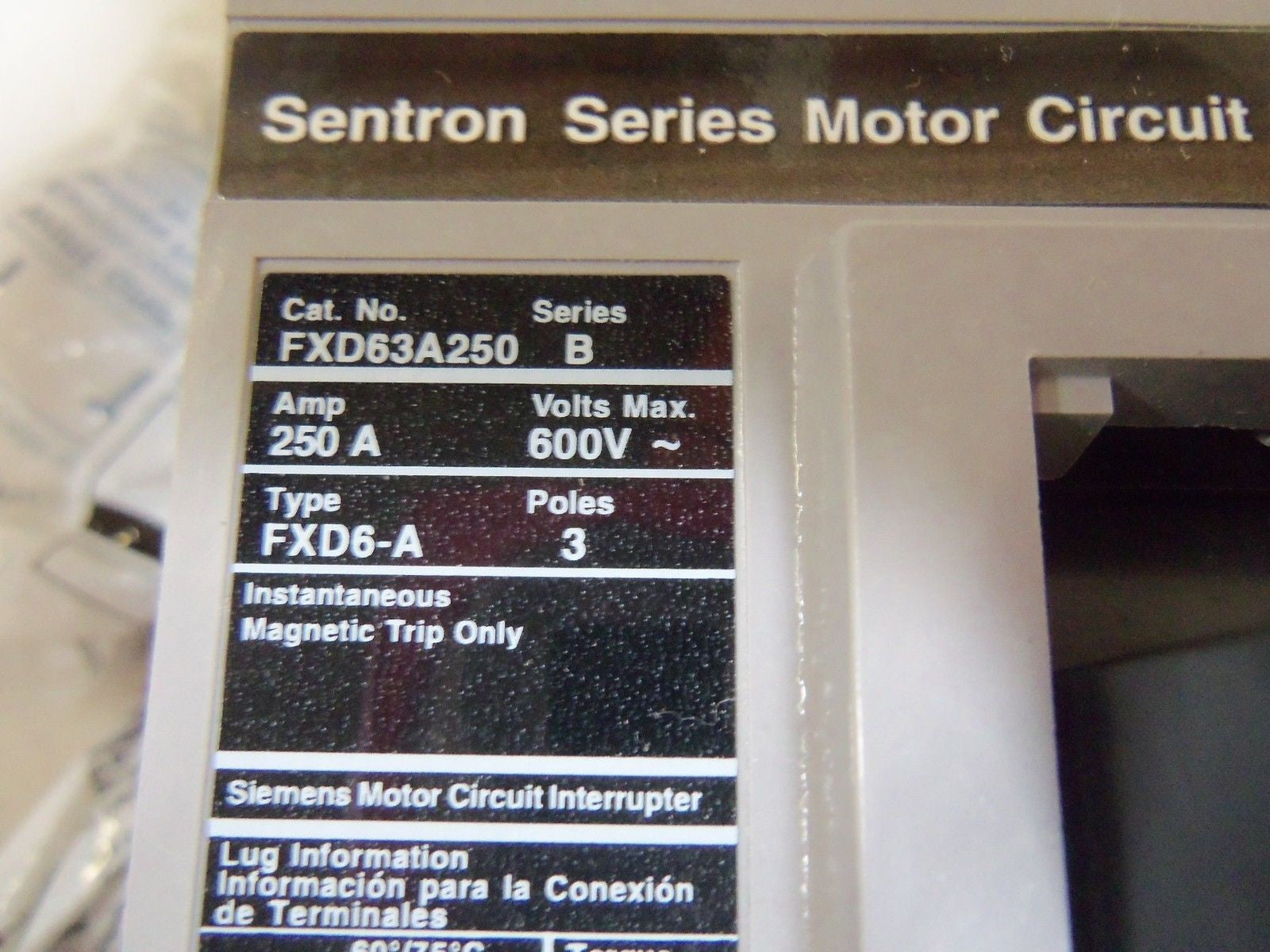 SIEMENS FXD63A250 CIRCUIT BREAKER *NEW IN BOX*