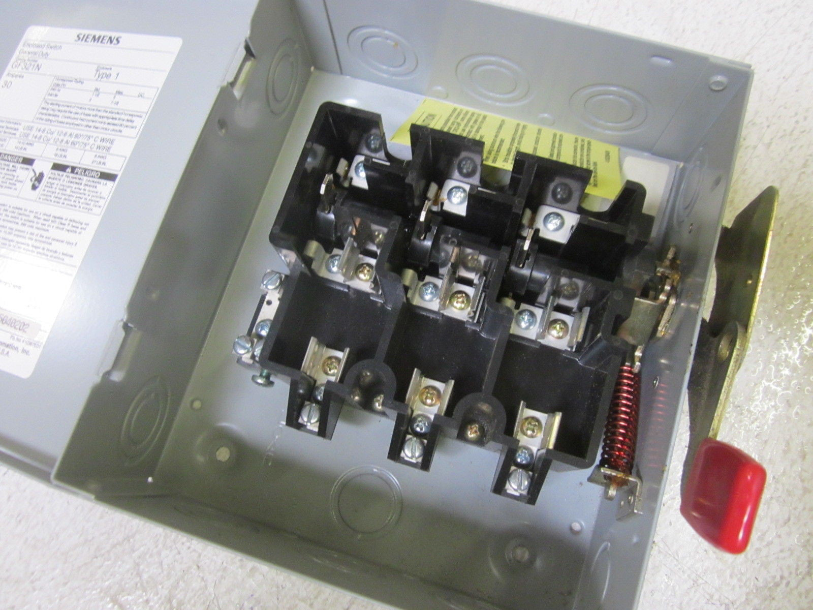 SIEMENS GF321N 30A SAFETY SWITCH GENERAL DUTY  *NEW NO BOX*