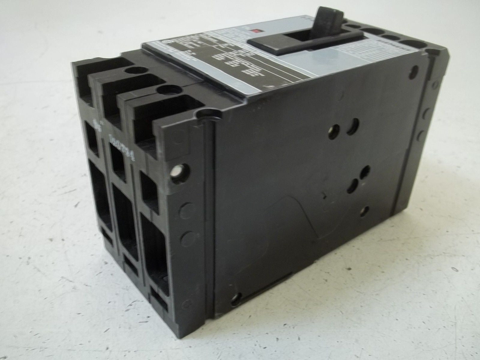 SIEMENS HED43B035 CIRCUIT BREAKER *NEW IN BOX*