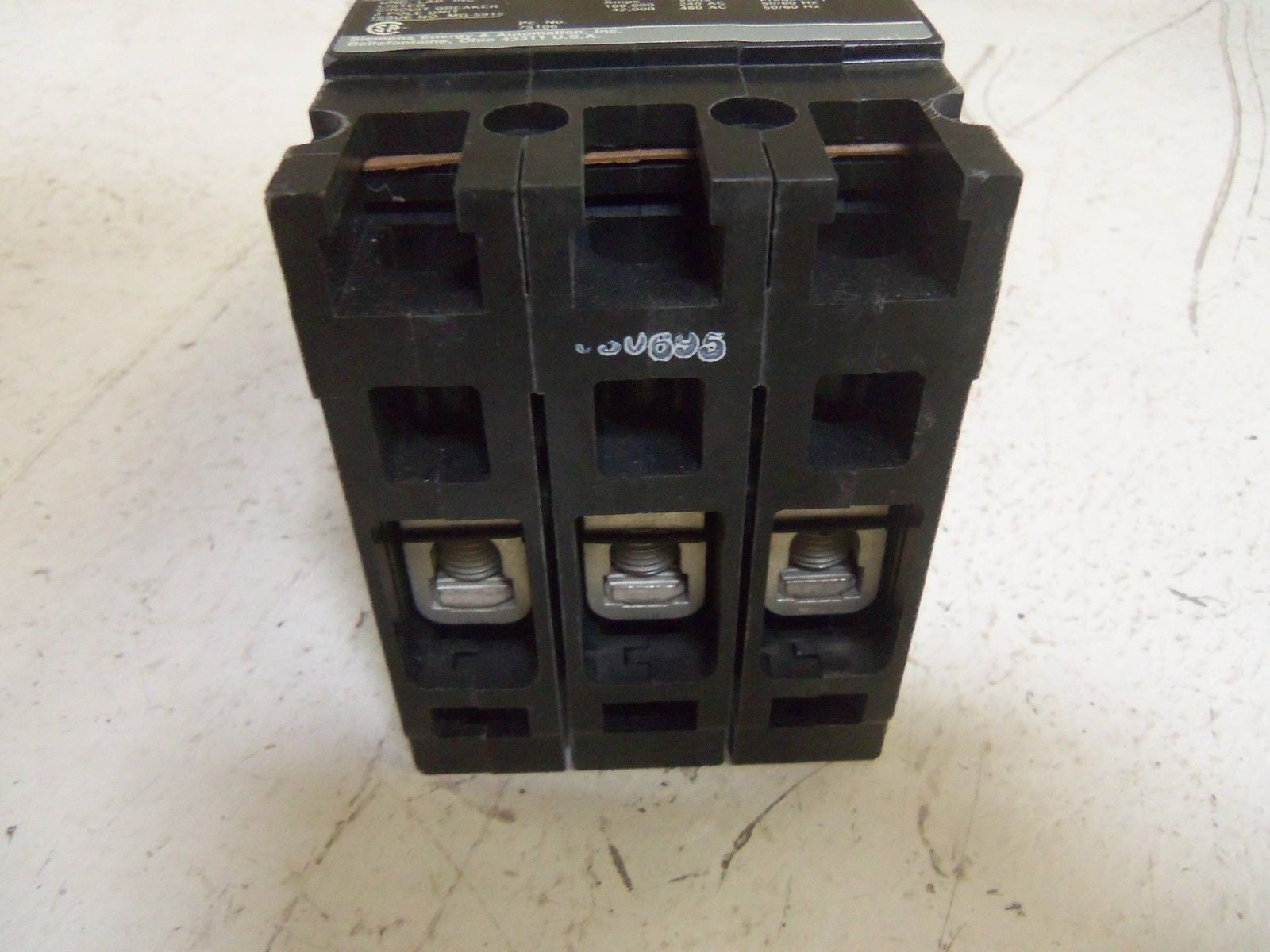 SIEMENS HED43B040 CIRCUIT BREAKER *NEW IN BOX*