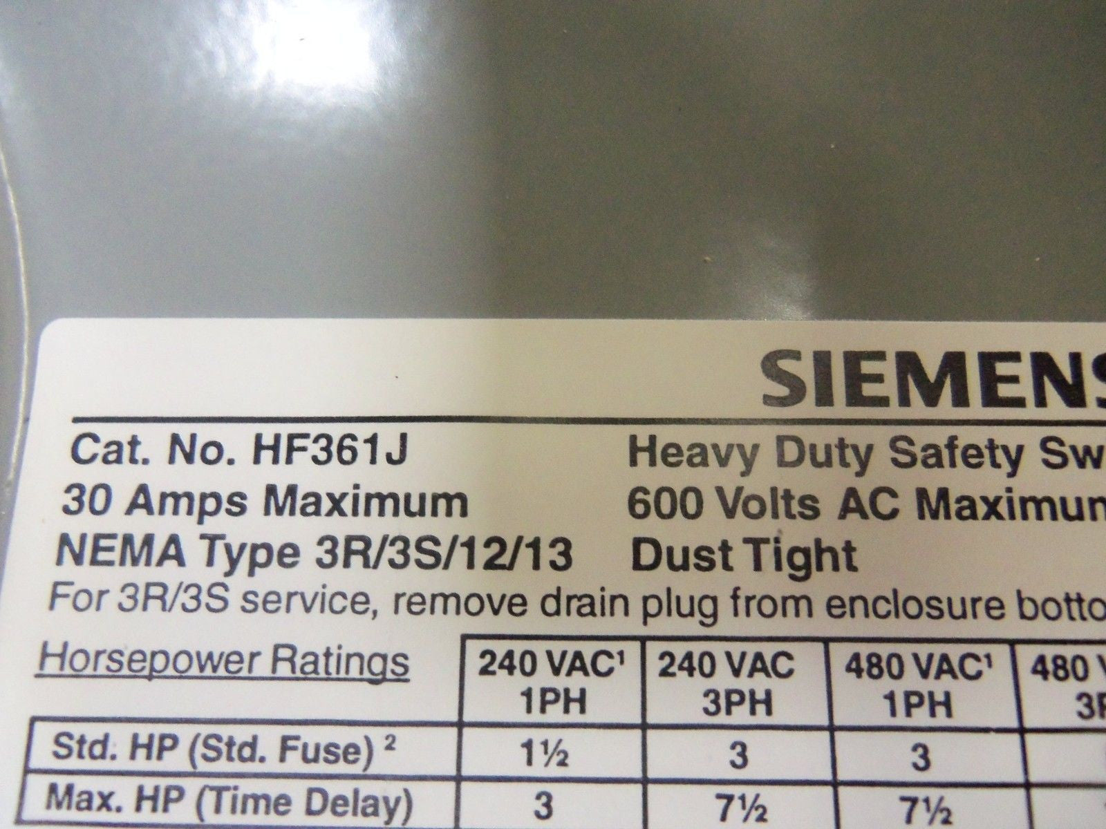 SIEMENS HF361J HEAVY DUTY SAFETY SWITCH 30A 600V (HAS BEEN MOUNTED) *NEW NO BOX*