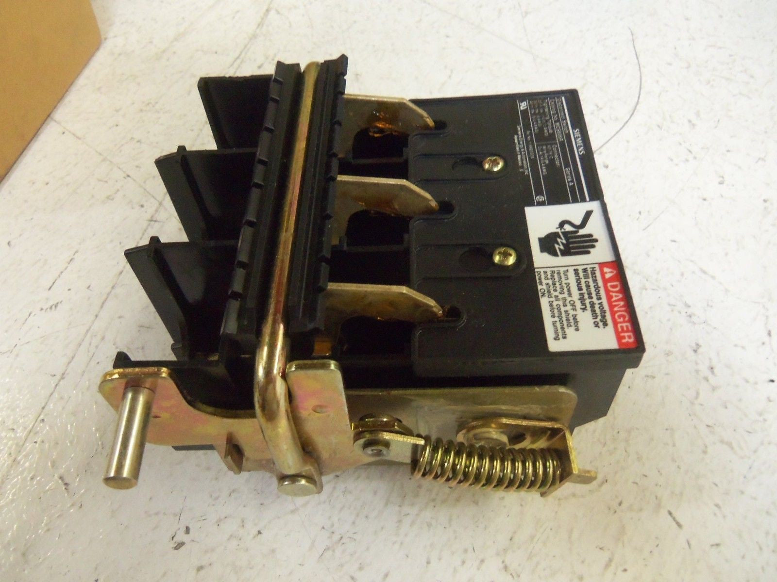SIEMENS MCS606R HANDLE OPERATOR *NEW IN BOX*