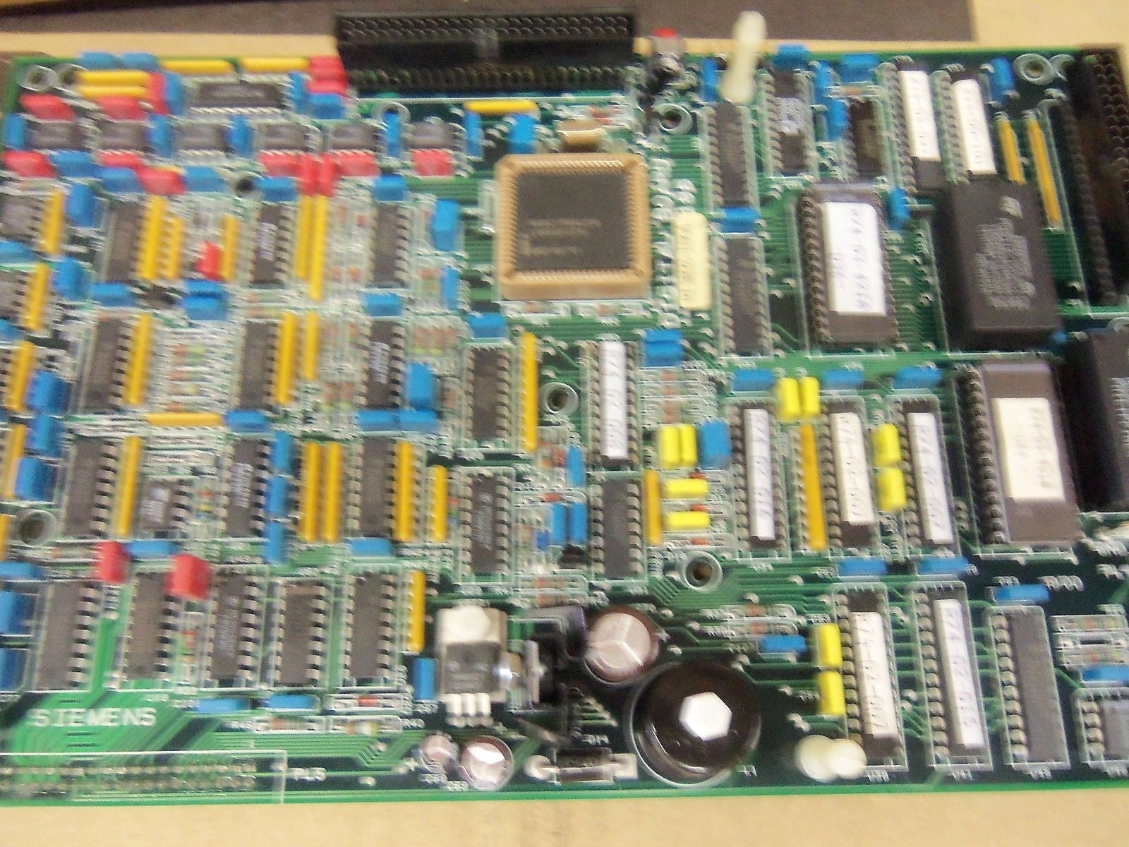 SIEMENS R15E02-186A *NEW NO BOX*