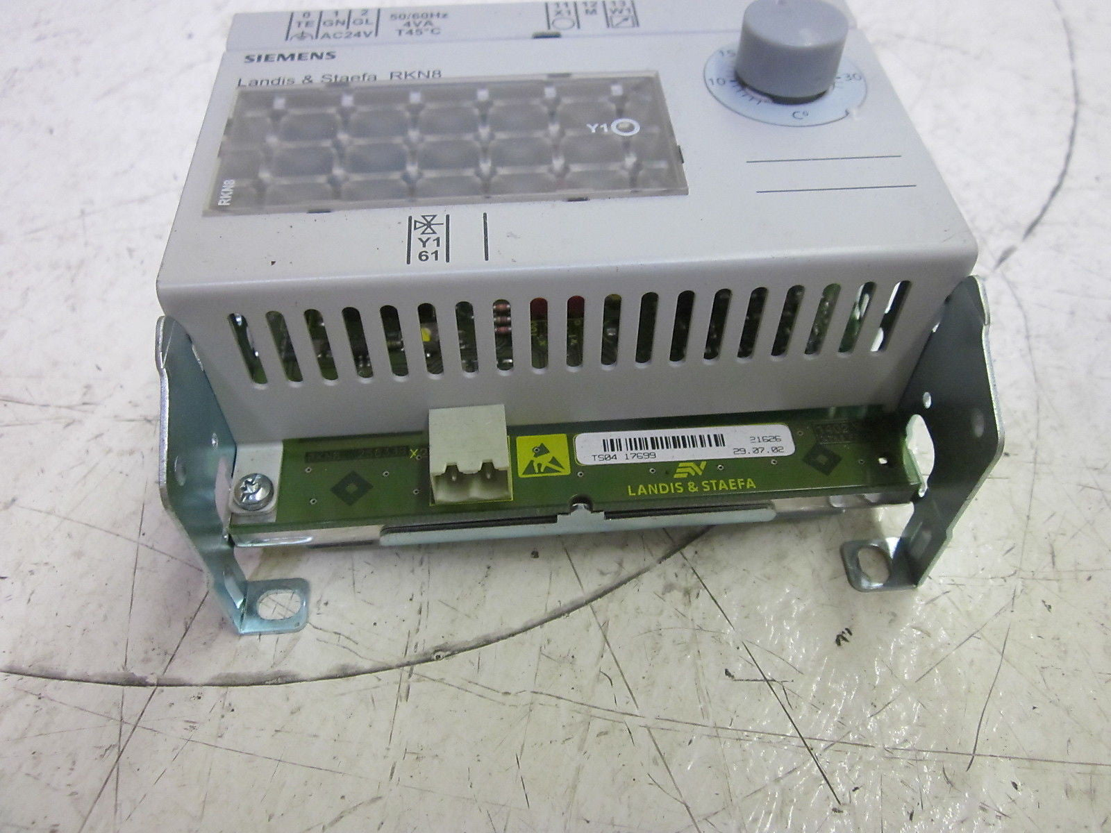 SIEMENS RKN8 UNIVERSAL CONTROLLER 24VAC *NEW NO BOX*