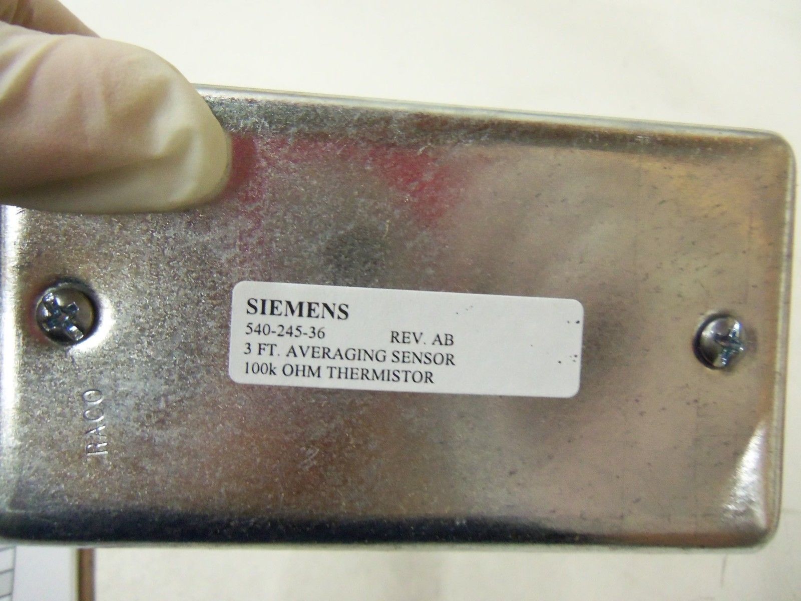 SIEMENS TEMPERATURE SENSOR 540-245-36 *NEW IN BOX*