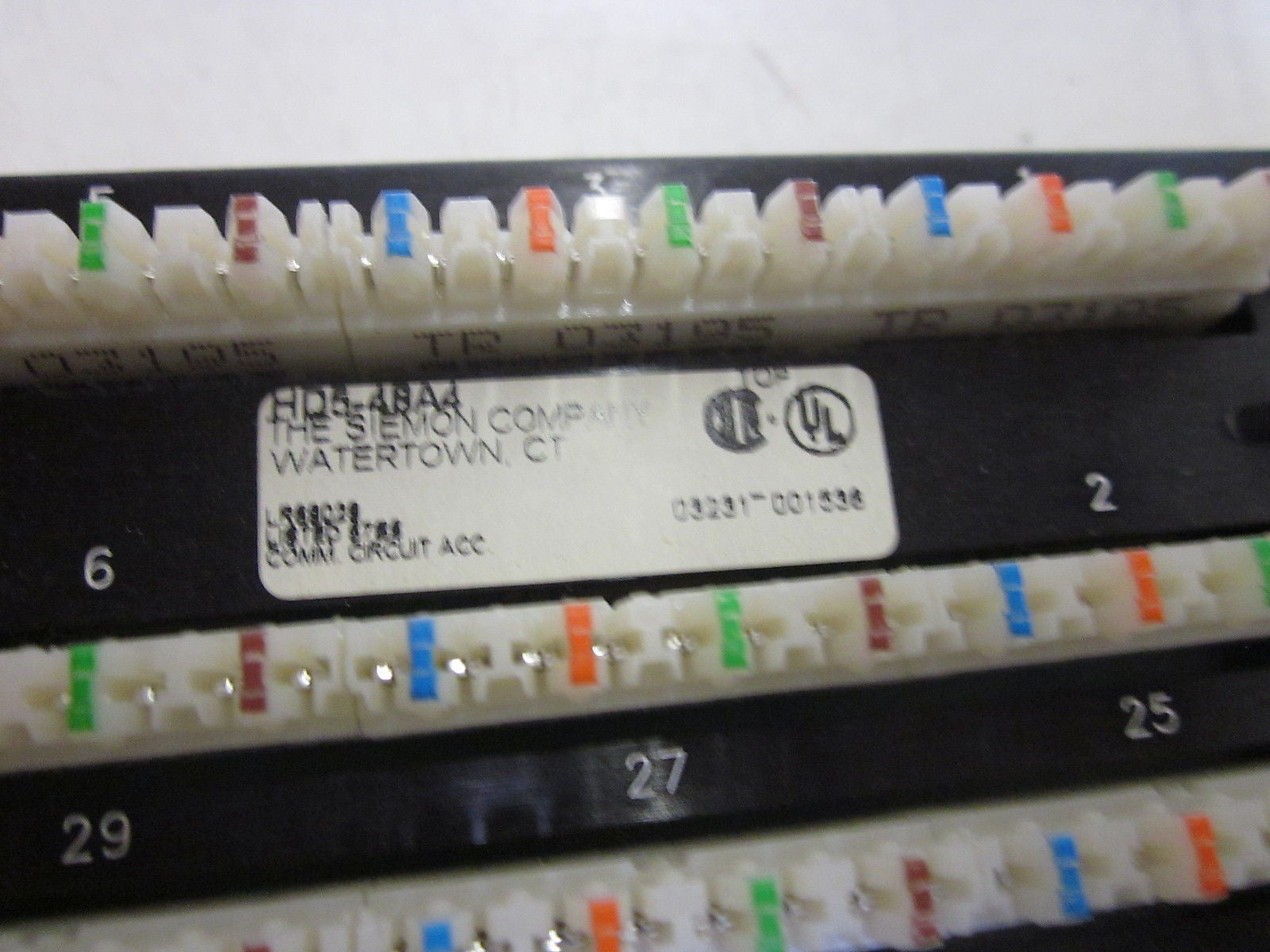 SIEMON HD5-48B PATCH PANEL *NEW IN BOX*