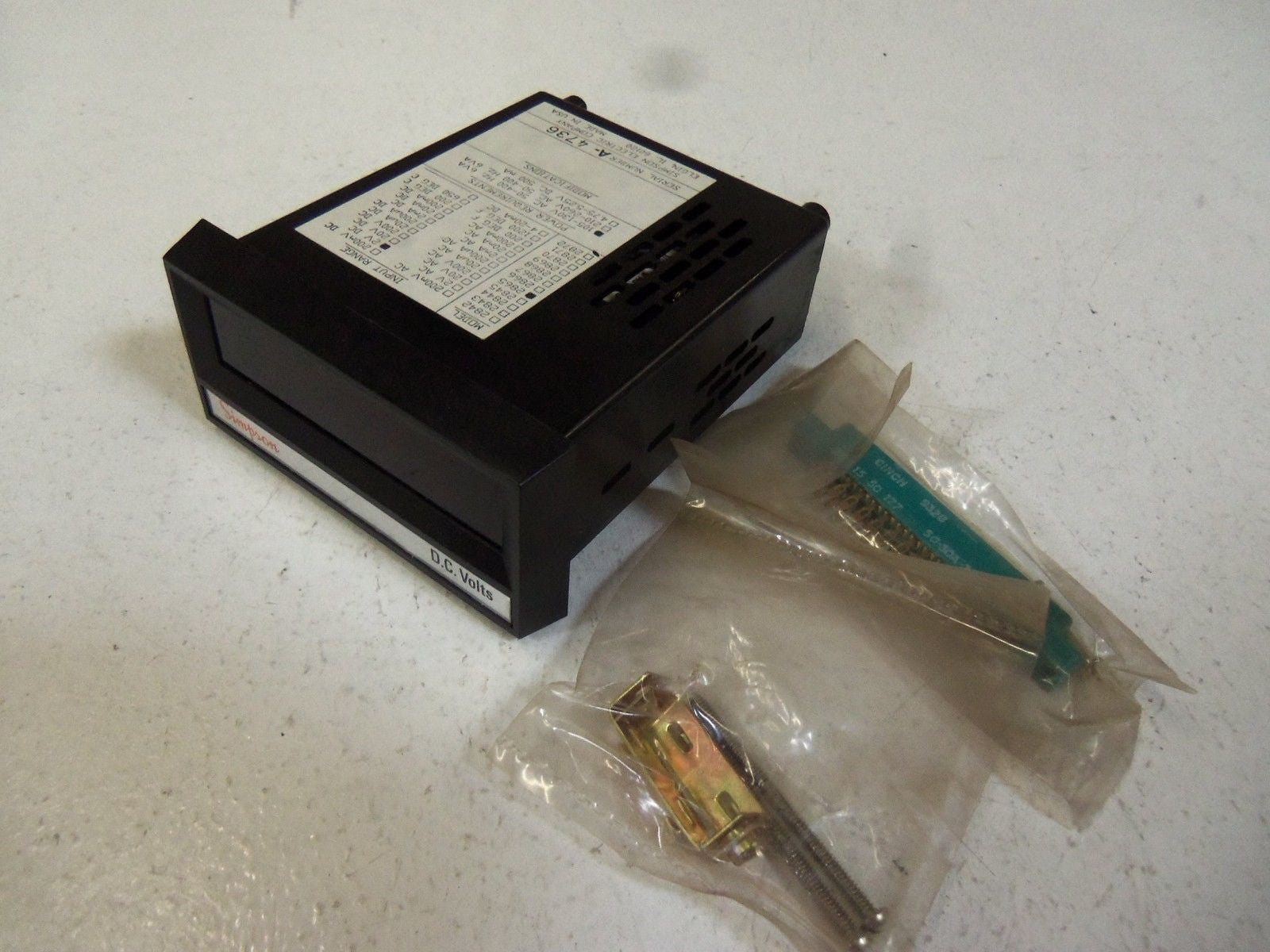 SIMPSON DIGITAL PANEL MOUNT 2865 105-130V *NEW NO BOX*