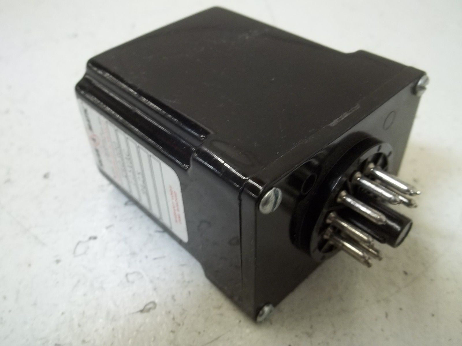 SKAN-A-MATIC T40300 PHOTOELECTRIC AMPLIFIER  RELAY 115VAC *USED*