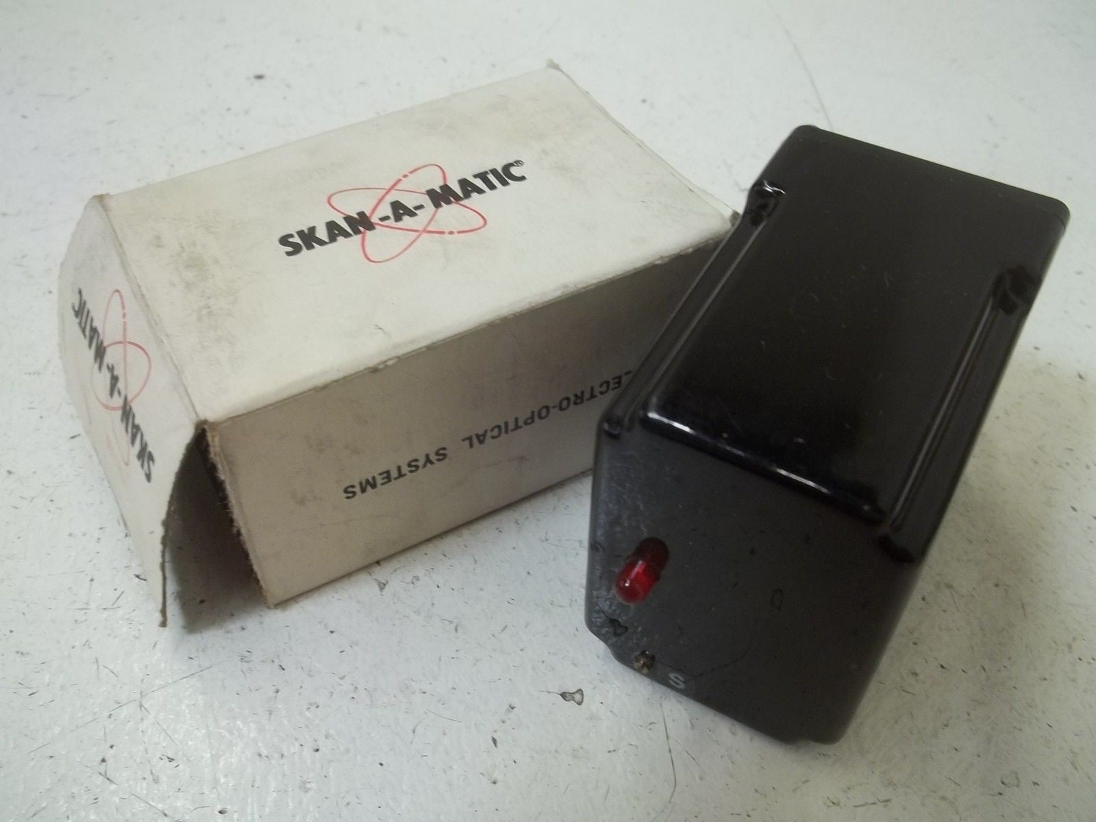 SKAN-A-MATIC T41300 RELAY 115VAC *NEW IN BOX*