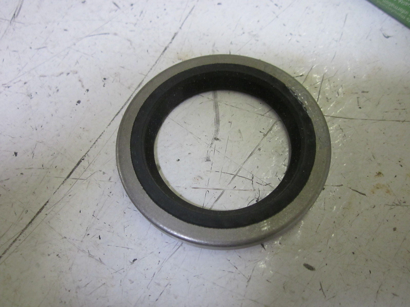 SKF 14872 OIL SEAL *NEW IN BOX*