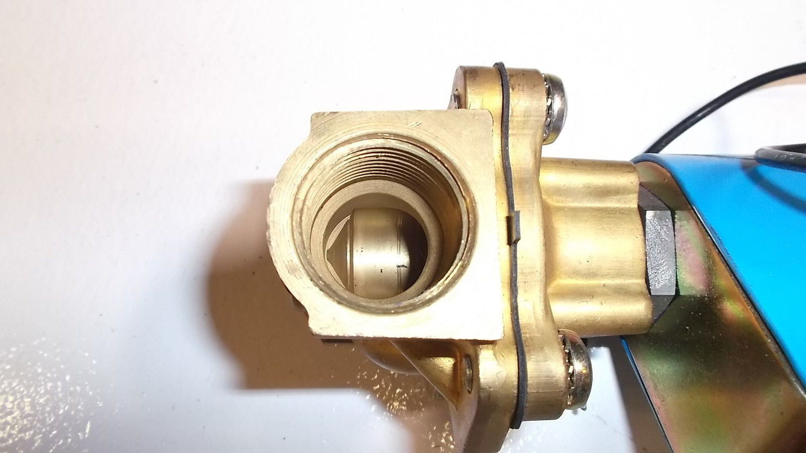 SKINNER SOLENOID VALVE 705N72B3B *USED*