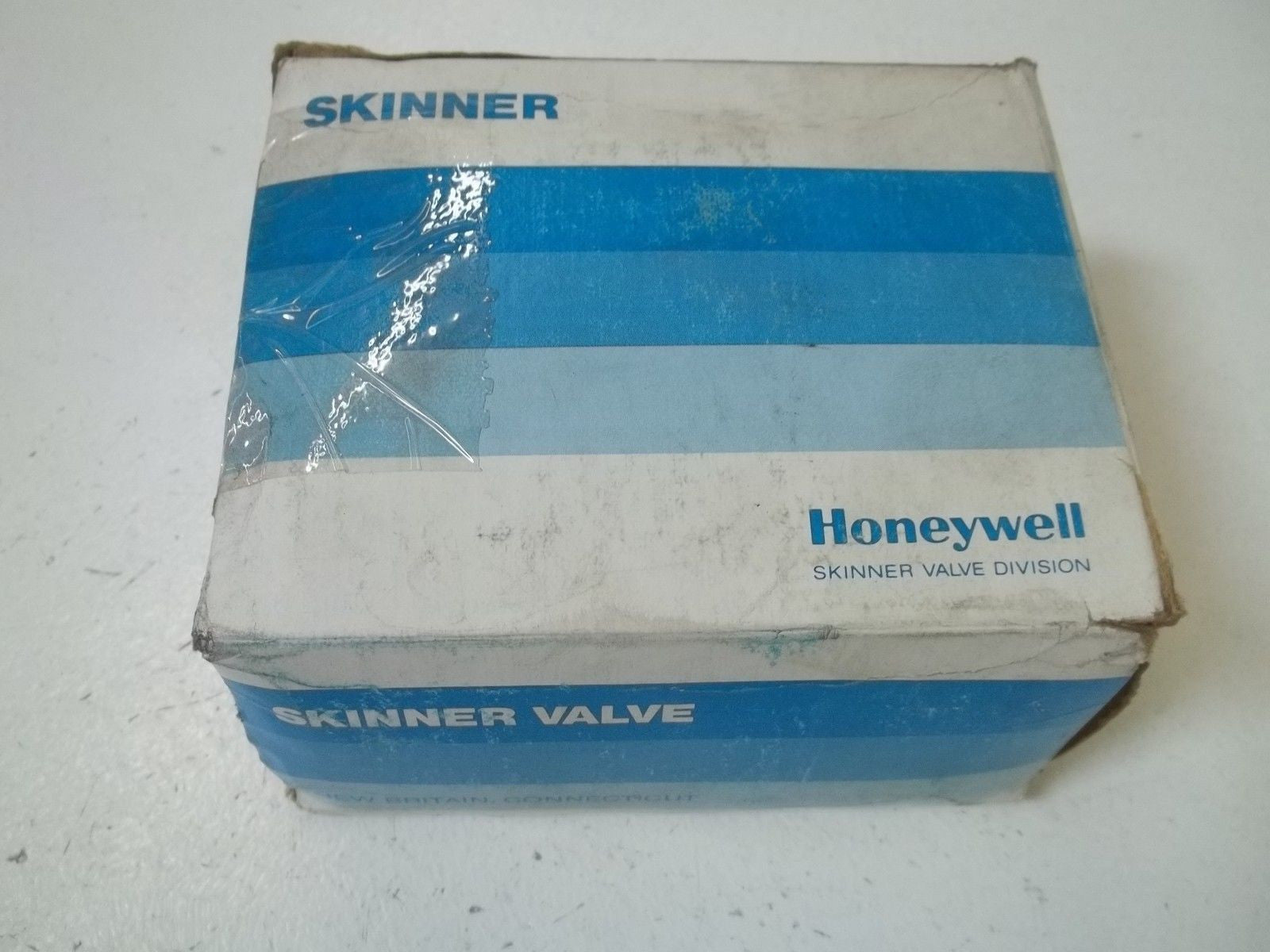 SKINNER VALVE V933LB2100 SOLENOID VALVE 120/60 *USED*