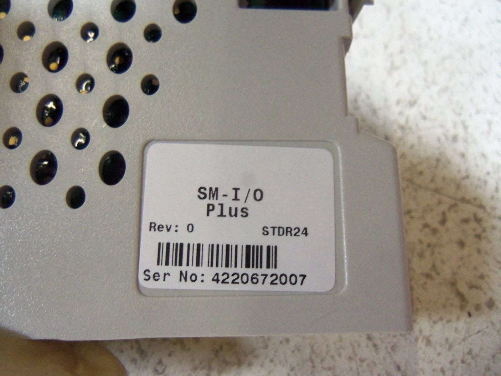 CONTROL TECHNIQUES SM-I/O PLUS 82000000011200 *NEW IN BOX*