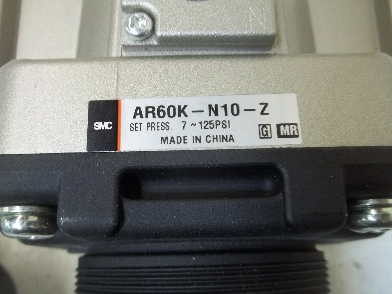 SMC AR60K-N10-Z REGULATOR W/GAUGE *NEW NO BOX*