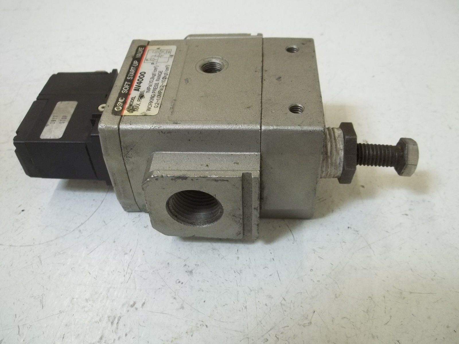 SMC AV4000 *USED*