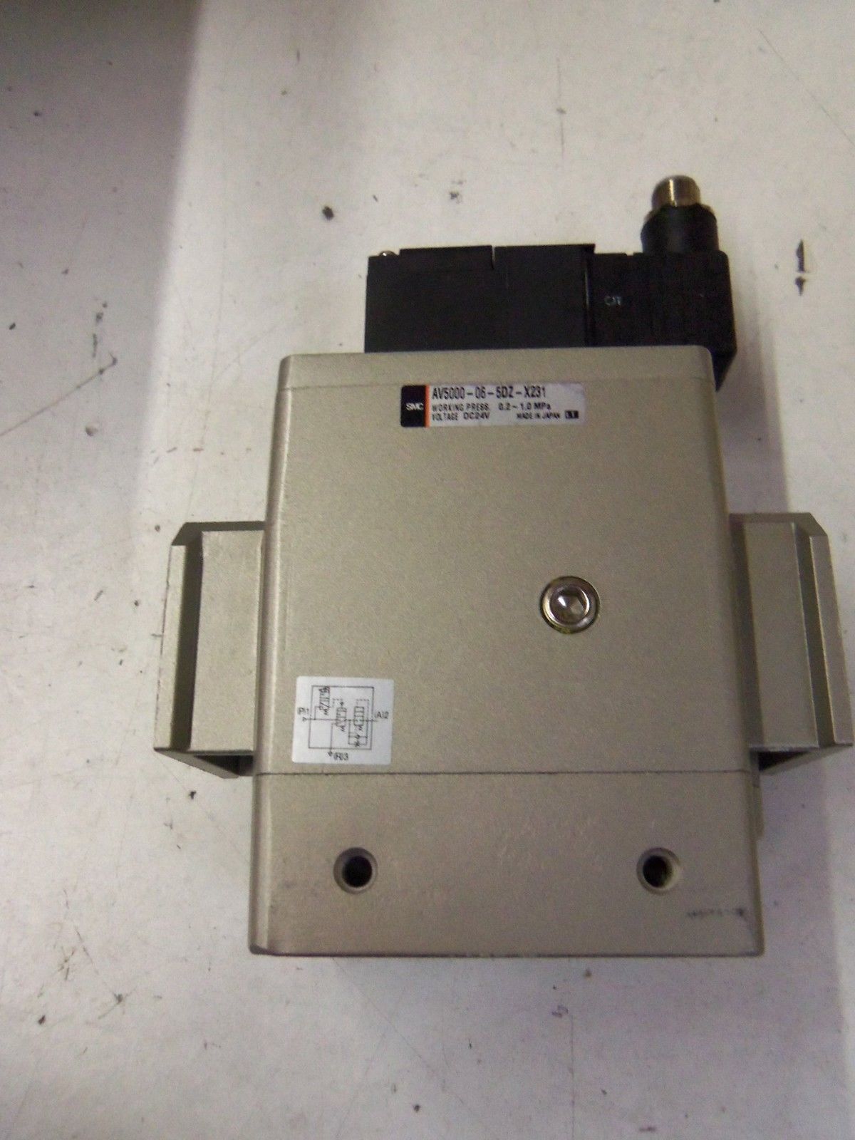 SMC AV5000-06-5D2-X231 *NEW NO BOX*