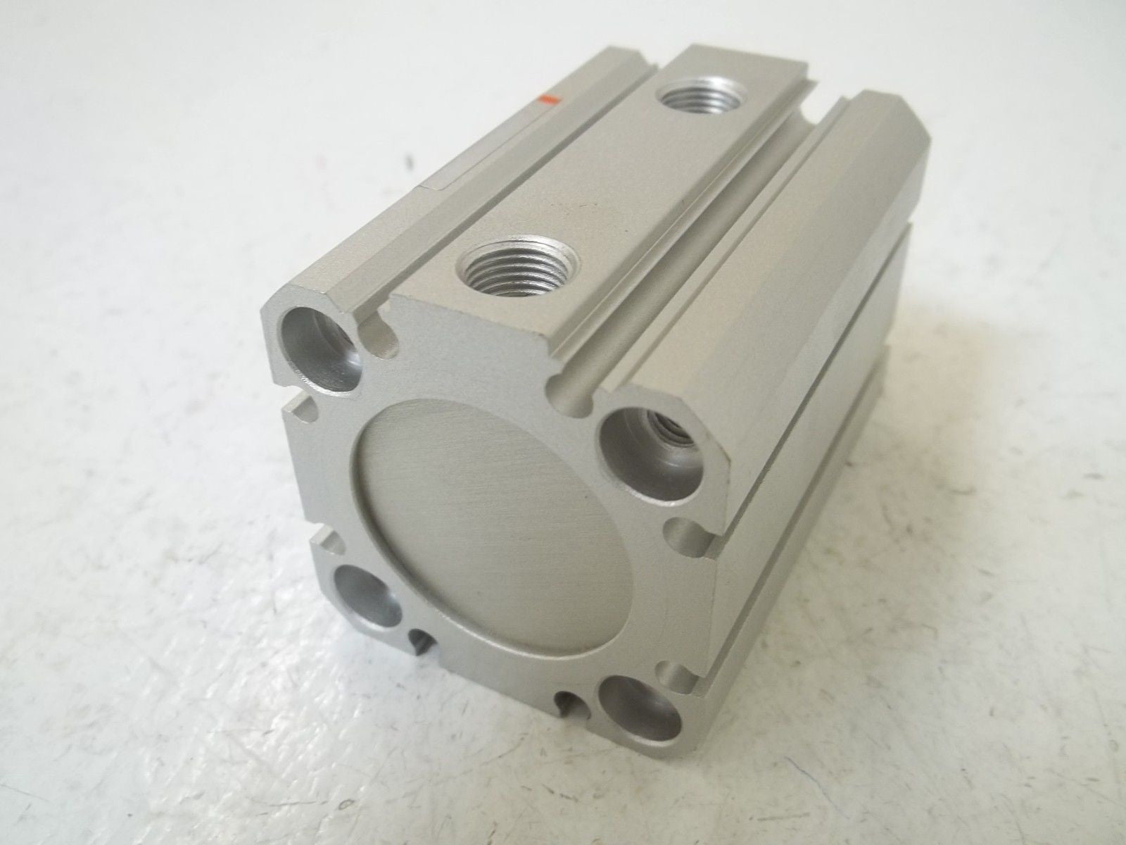 SMC CD55B32-20M PNEUMATIC CYLINDER *NEW NO BOX*