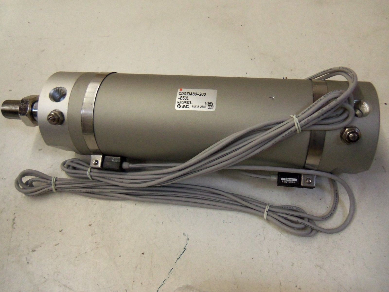 SMC CDG1DA80-200-B53L *NEW NO BOX*