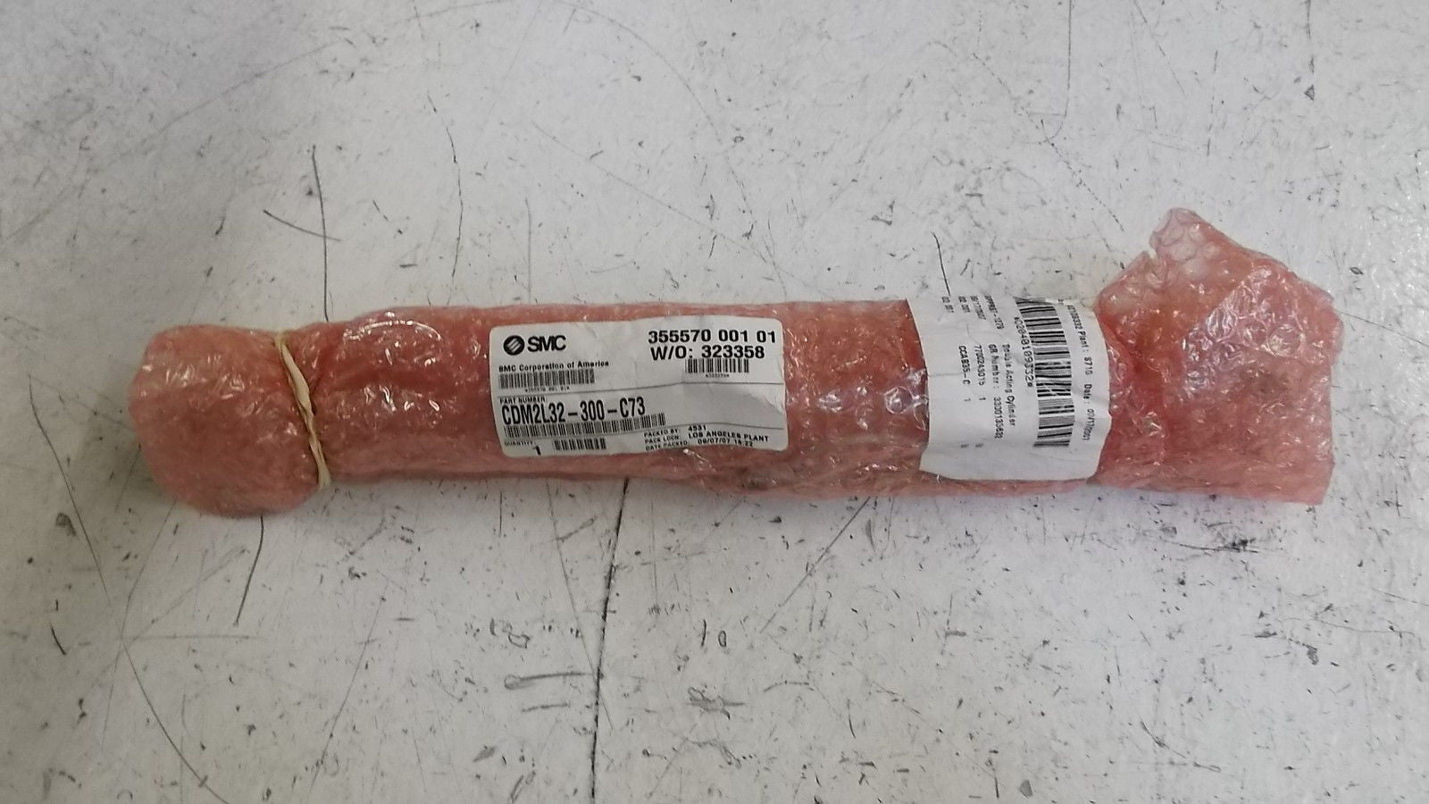 SMC CDM2L32-300-C73 CYLINDER *NEW IN FACTORY BAG*