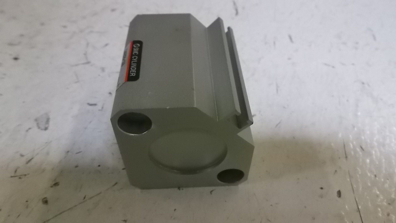SMC CDQ2B25-15D PNEMATIC CYLINDER *NEW NO BOX*