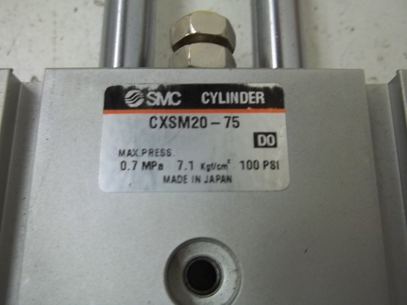 SMC CXSM20-75 GUIDE CYLINDER *USED*