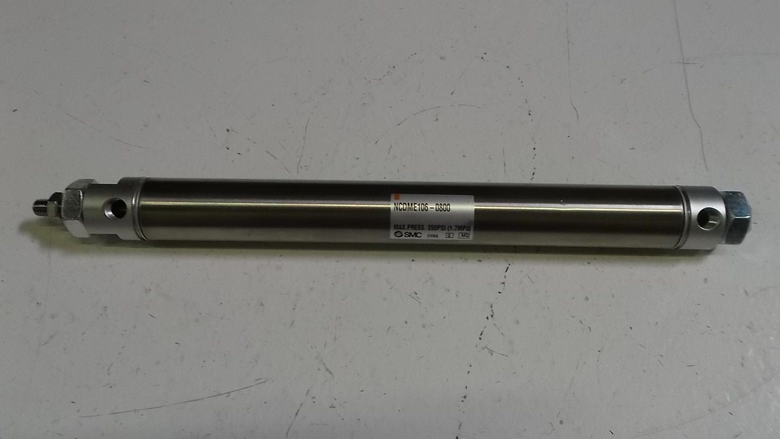 SMC CYLINDER NCDME106-0800 *NEW NO BOX*