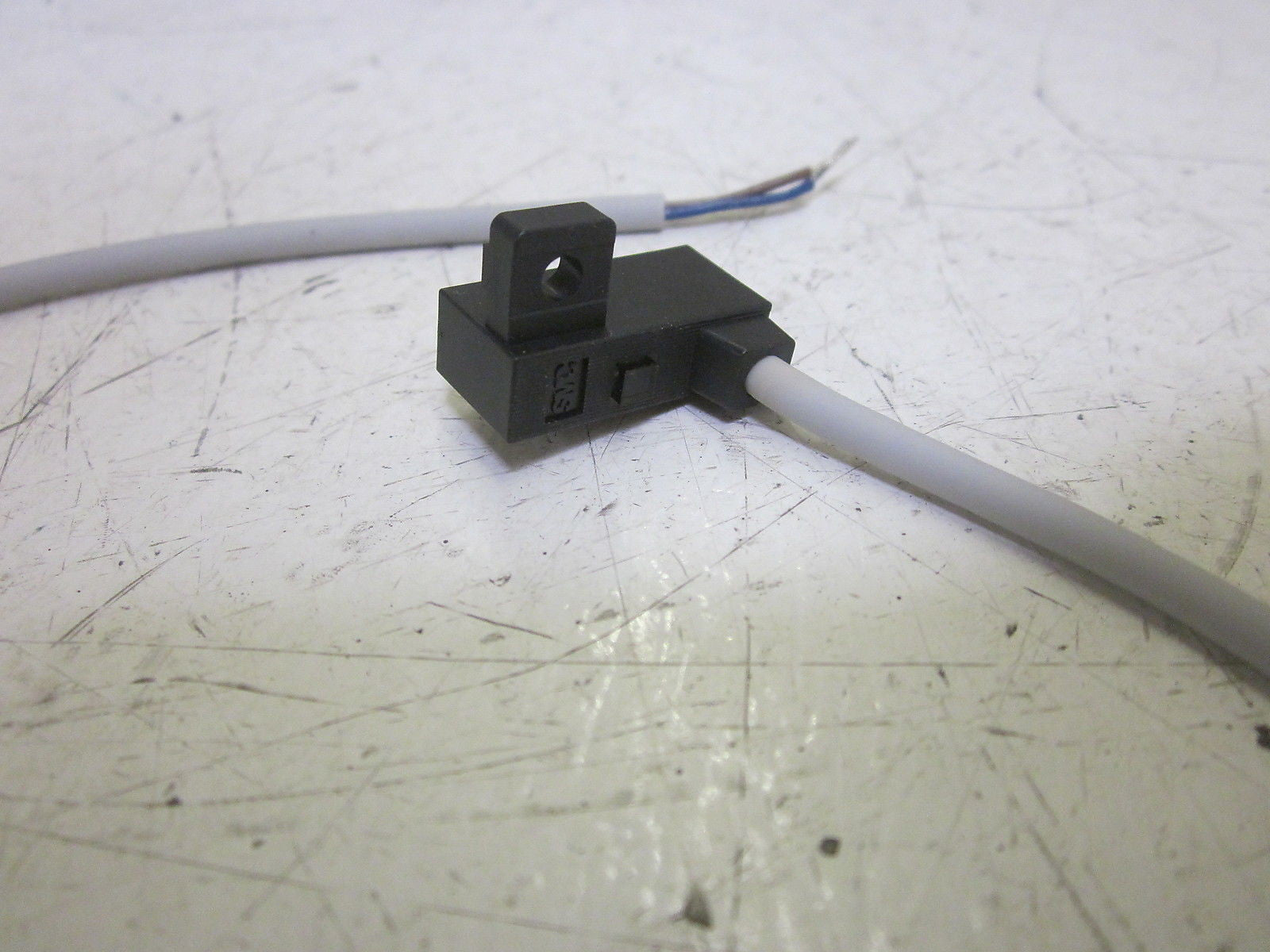 SMC D-F7BV REED PROXIMITY SWITCH SENSOR *USED*