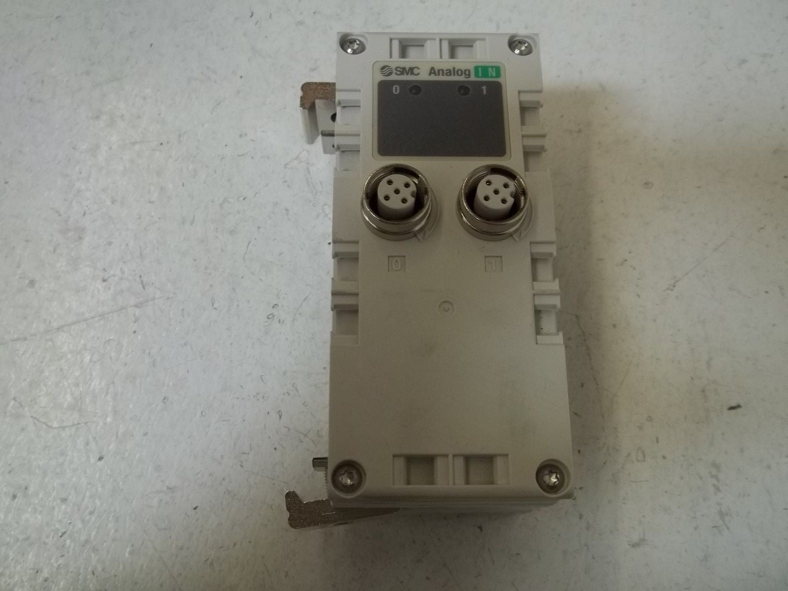 SMC EX600-AXA ANALOG UNIT *NEW IN BOX*