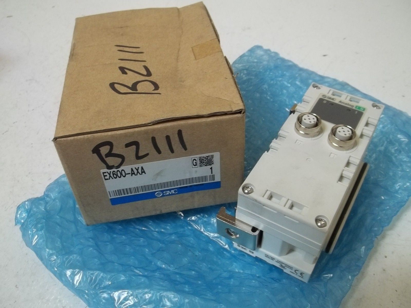 SMC EX600-AXA ANALOG UNIT *NEW IN BOX*