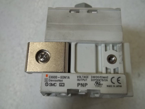 SMC EX600-SDN1A PNEUMATIC VALVE *USED*