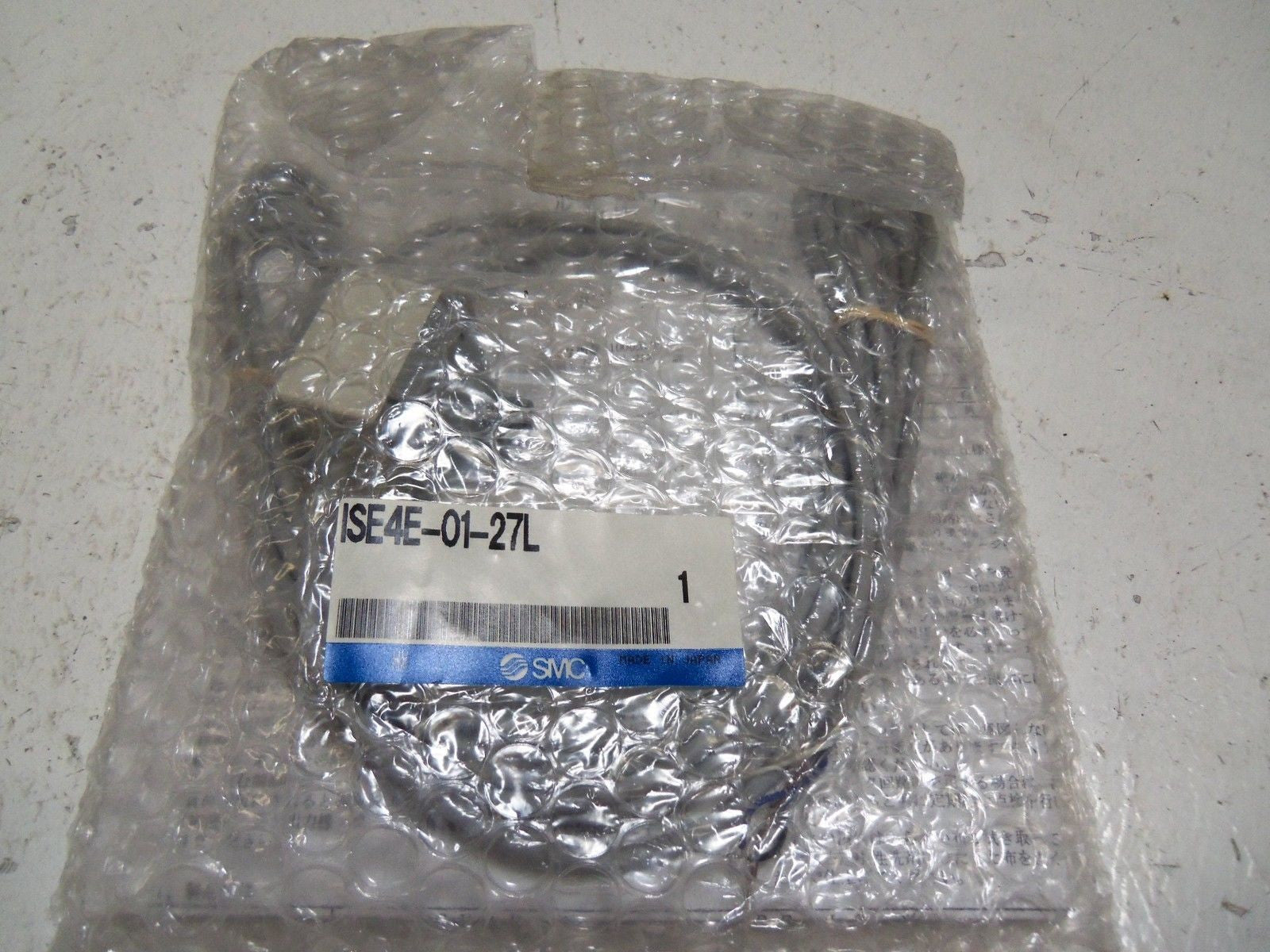 SMC ISE4E-01-27L PRESSURE SWITCH *NEW NO BOX*