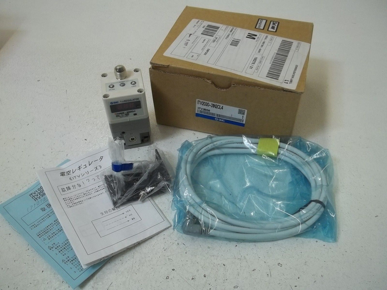 SMC ITV2030-31N2CL4 ELECTRONIC PRESSURE REGULATOR *NEW IN BOX*