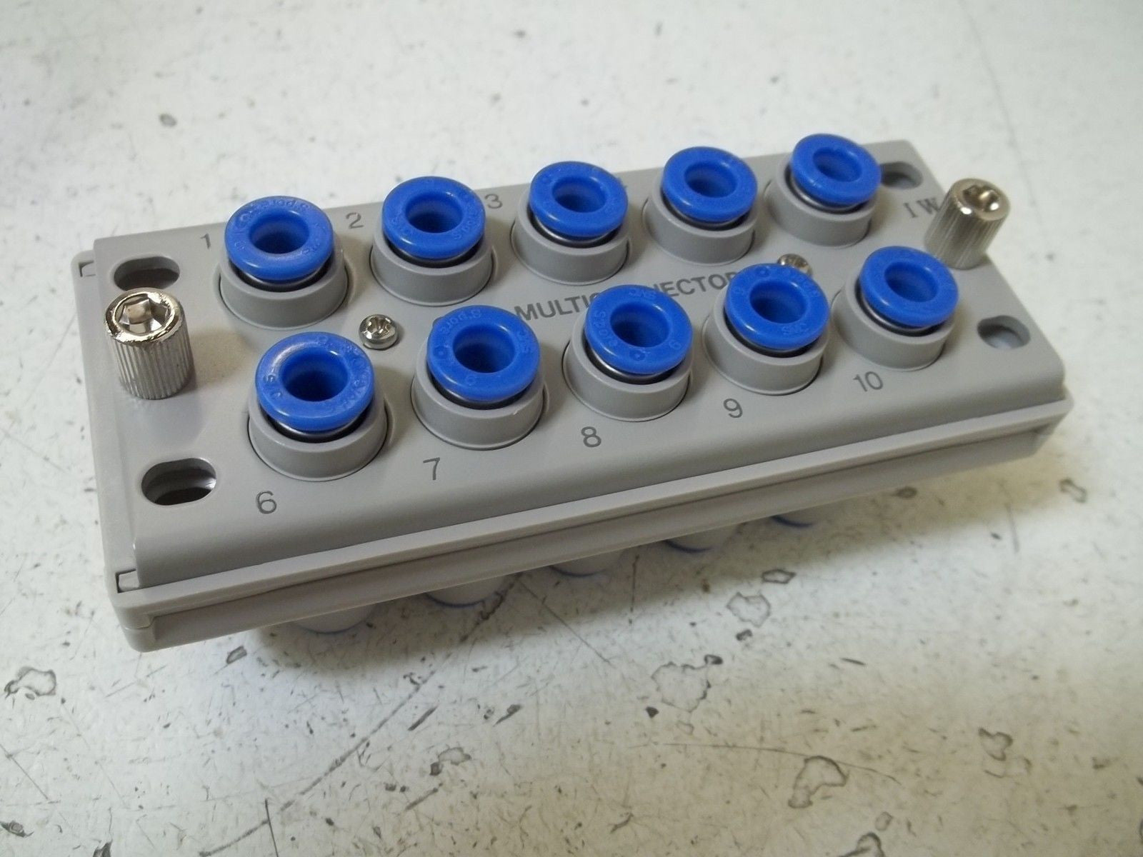 SMC KDM10S-06 MULTICONNECTOR *NEW IN  A BOX*
