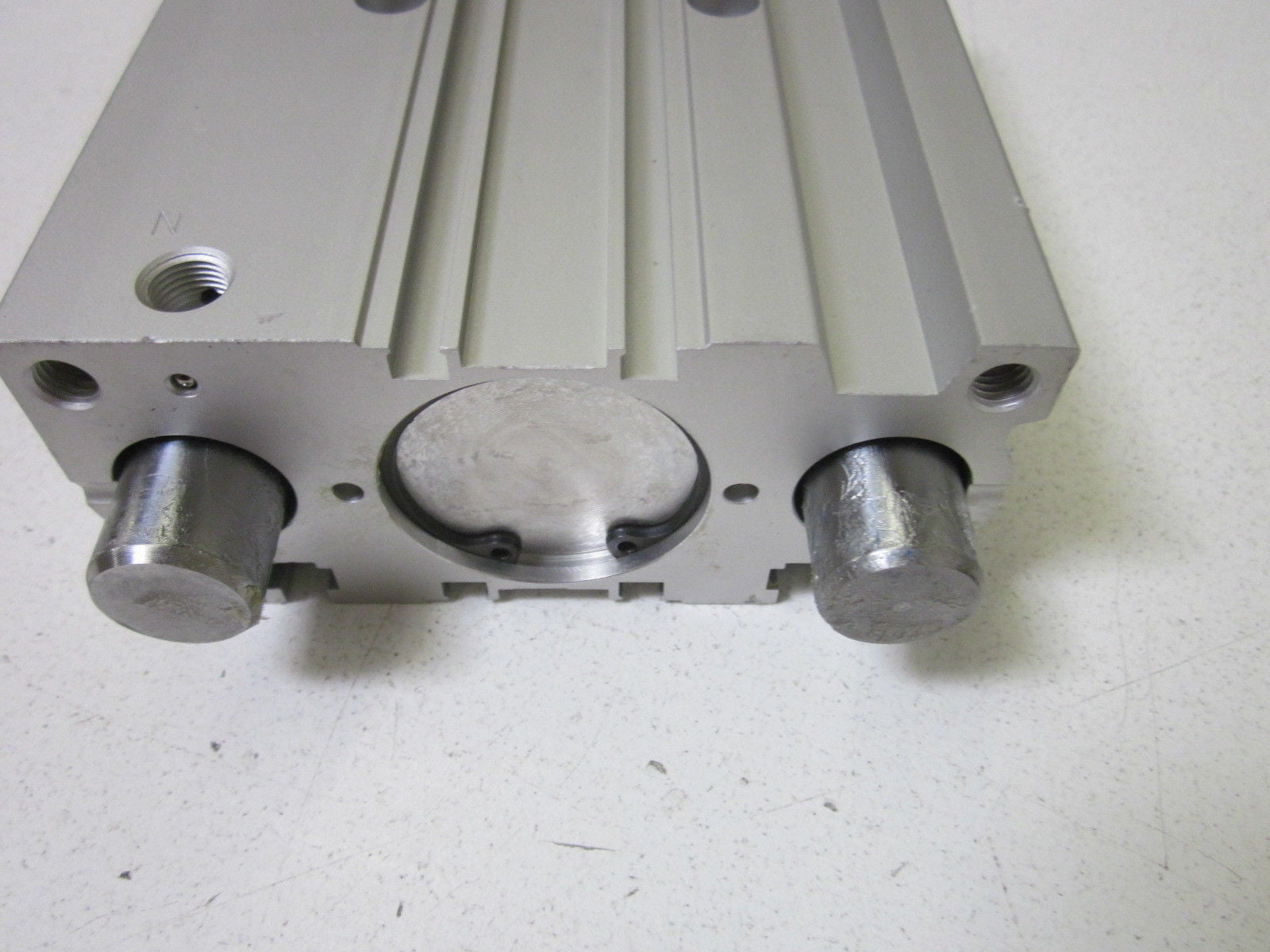 SMC MGPM40N-100 *NEW NO BOX*