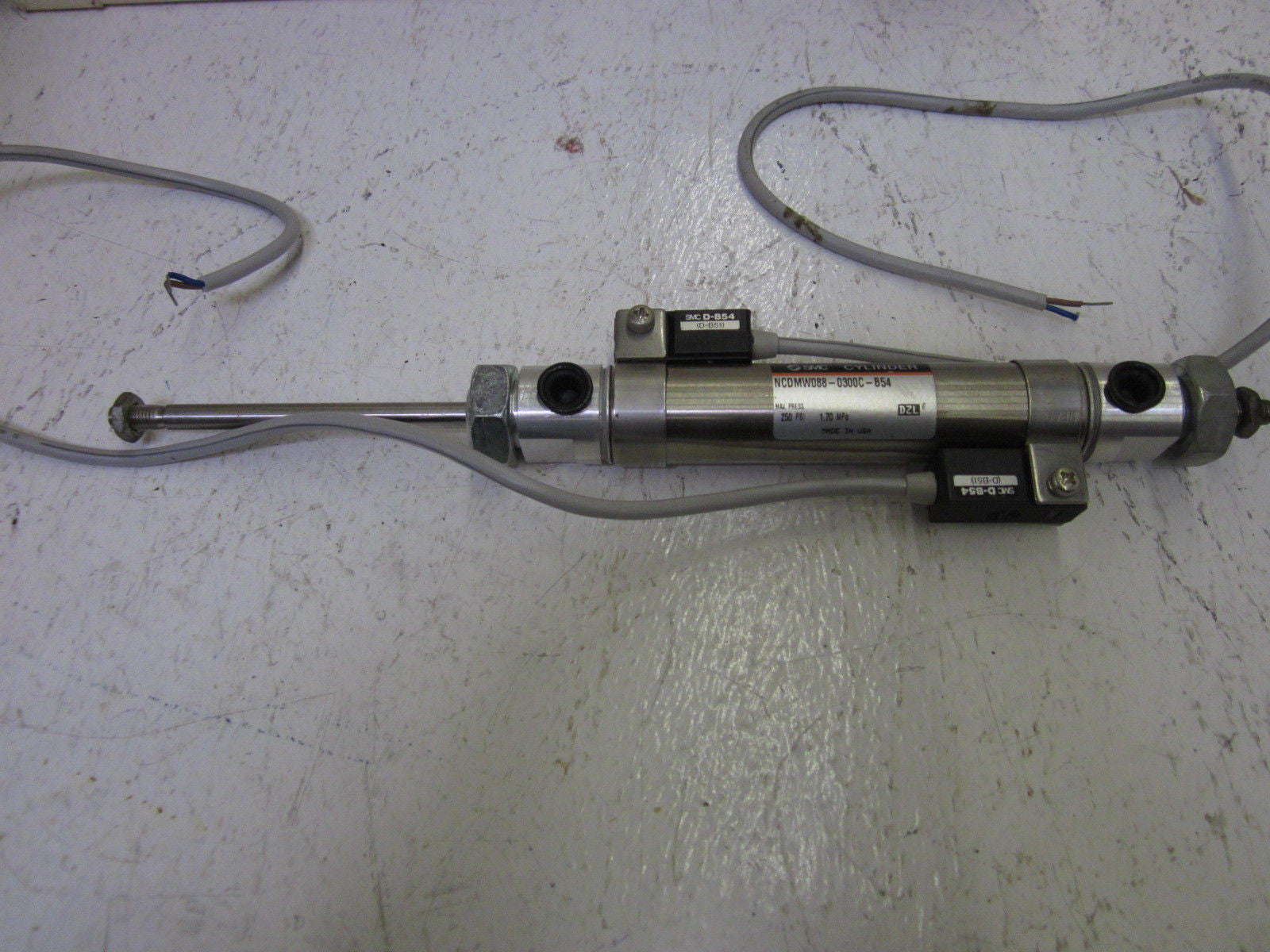 SMC NCDMW088-0300C-B54 *USED*