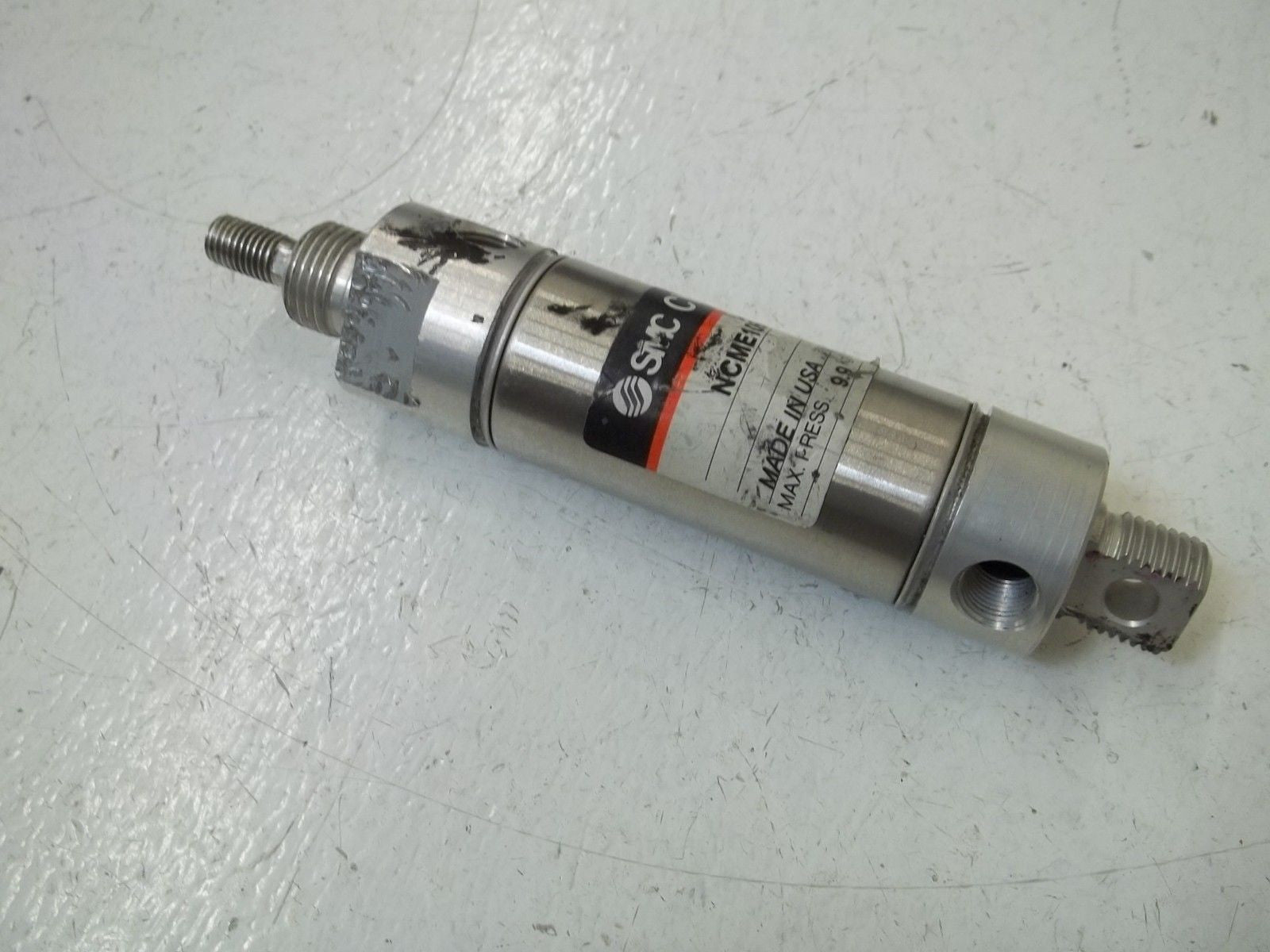 SMC NCME06-0100-XC6 AIR CYLINDER *USED*
