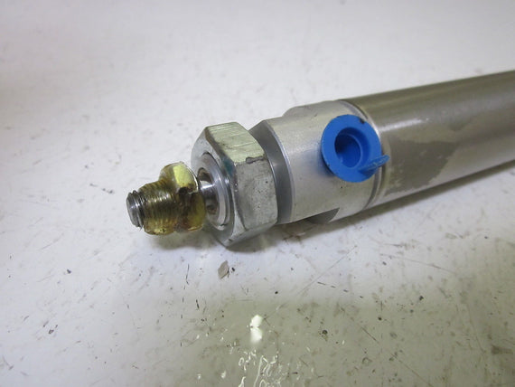 SMC NCME106-0600-XB6 AIR CYLINDER 250PSI *USED*
