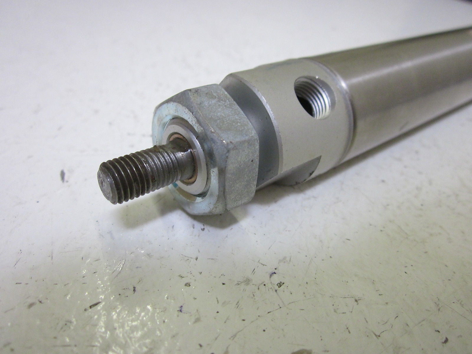 SMC NCME106-0700-XB6 AIR CYLINDER 250PSI *USED*
