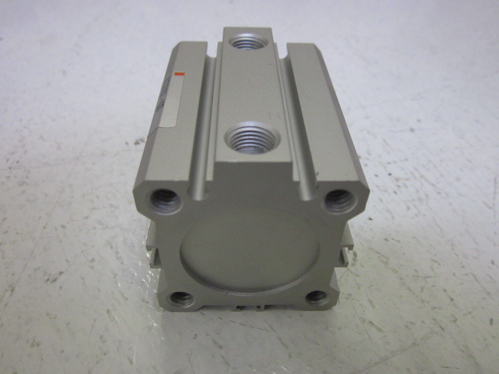 SMC NCQ2A32-40D *NEW NO BOX*