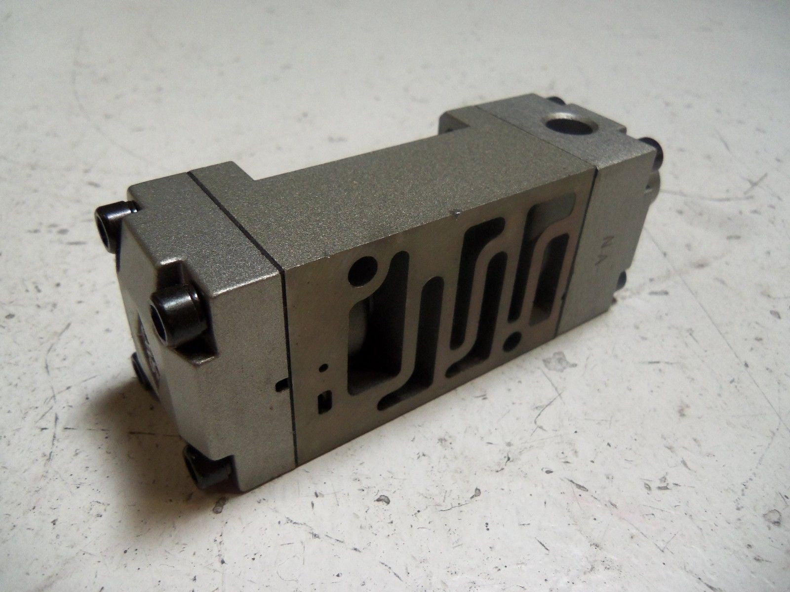SMC NV8A4114-00A SOLENOID VALVE *NEW NO BOX* (AS PICTURED)