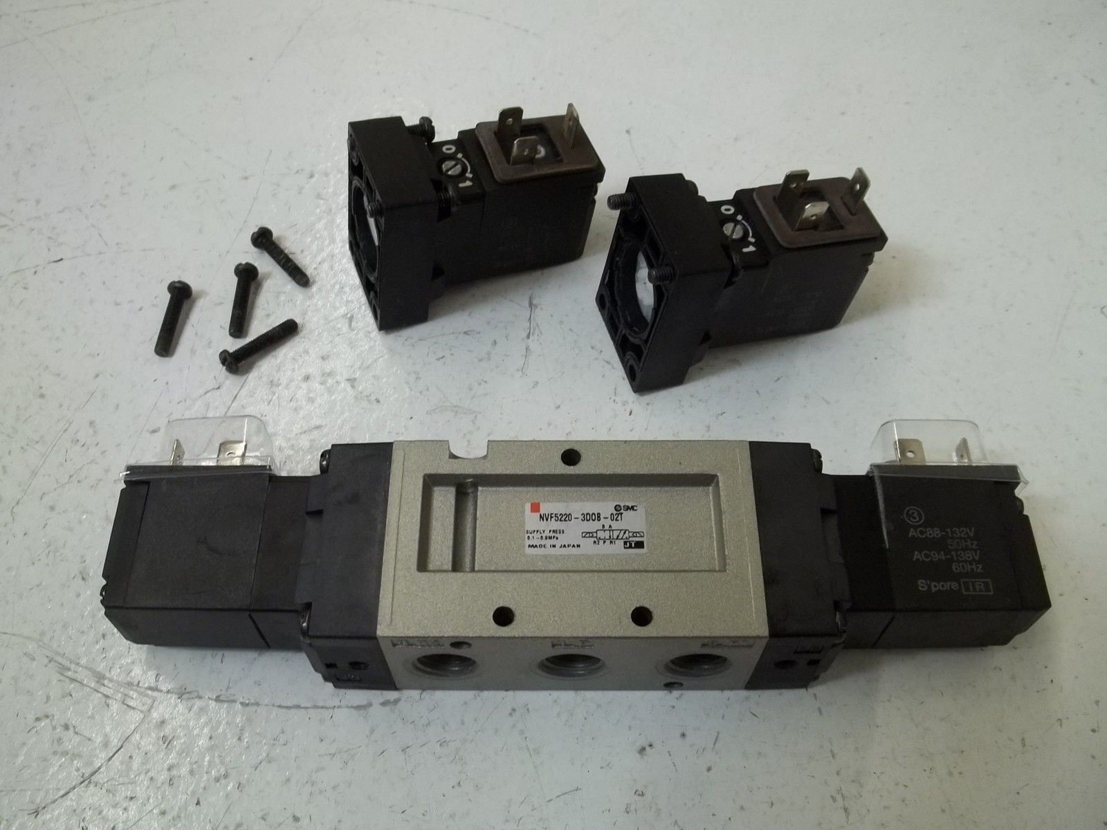 SMC NVF5200-3D0B-02T *NEW NO BOX*