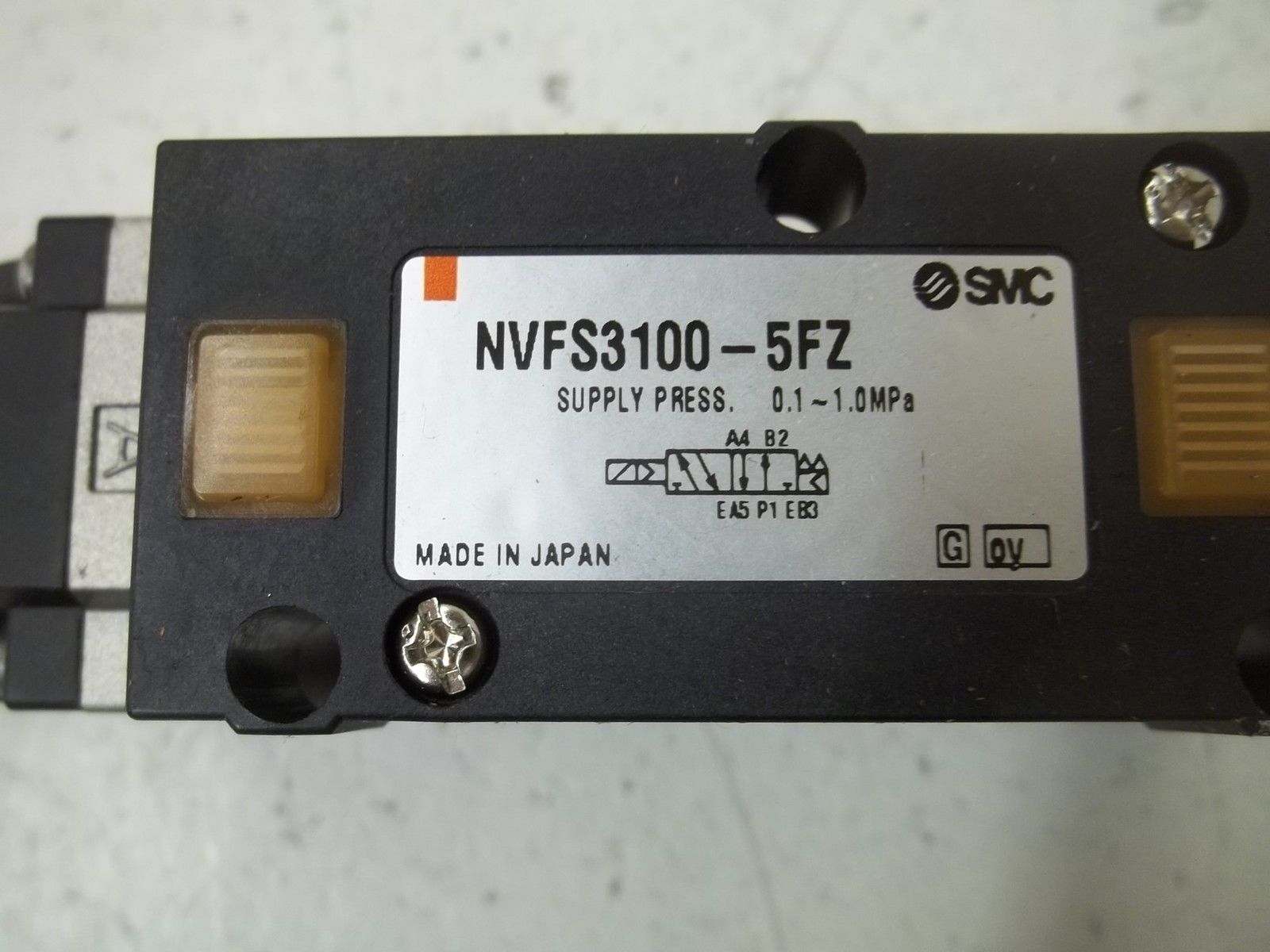SMC NVFS3100-5FZ 21-26VDC UNMP