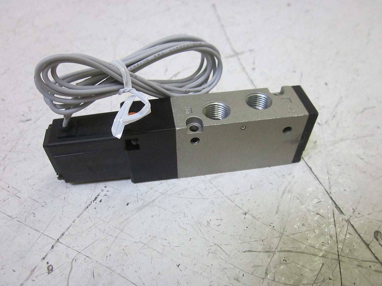 SMC NVZ5120-3H-01T SOLENOID VALVE 110VAC *NEW NO BOX*