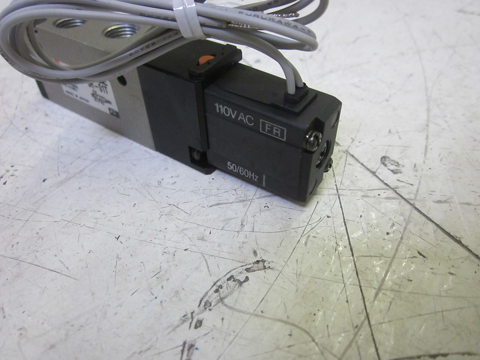 SMC NVZ5120-3H-01T SOLENOID VALVE 110VAC *NEW NO BOX*