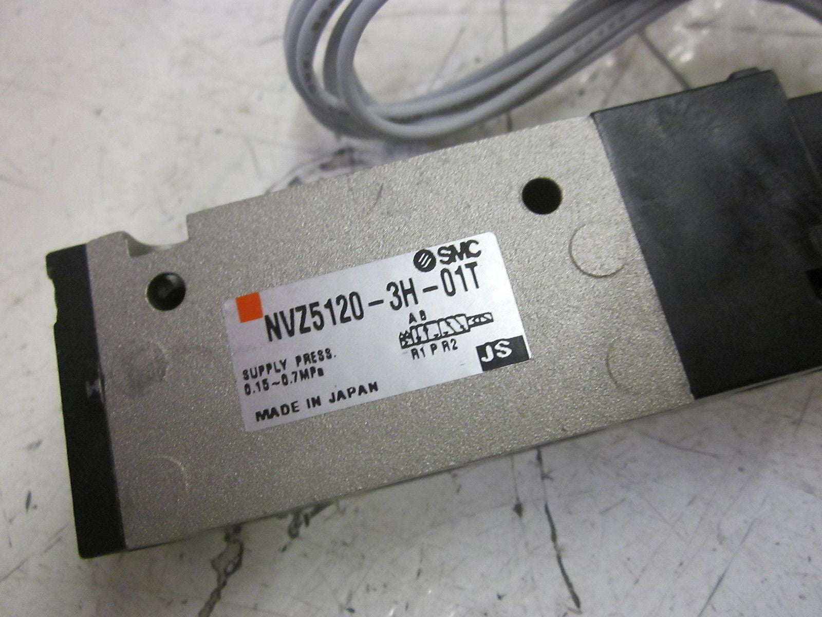 SMC NVZ5120-3H-01T SOLENOID VALVE 110VAC *NEW NO BOX*