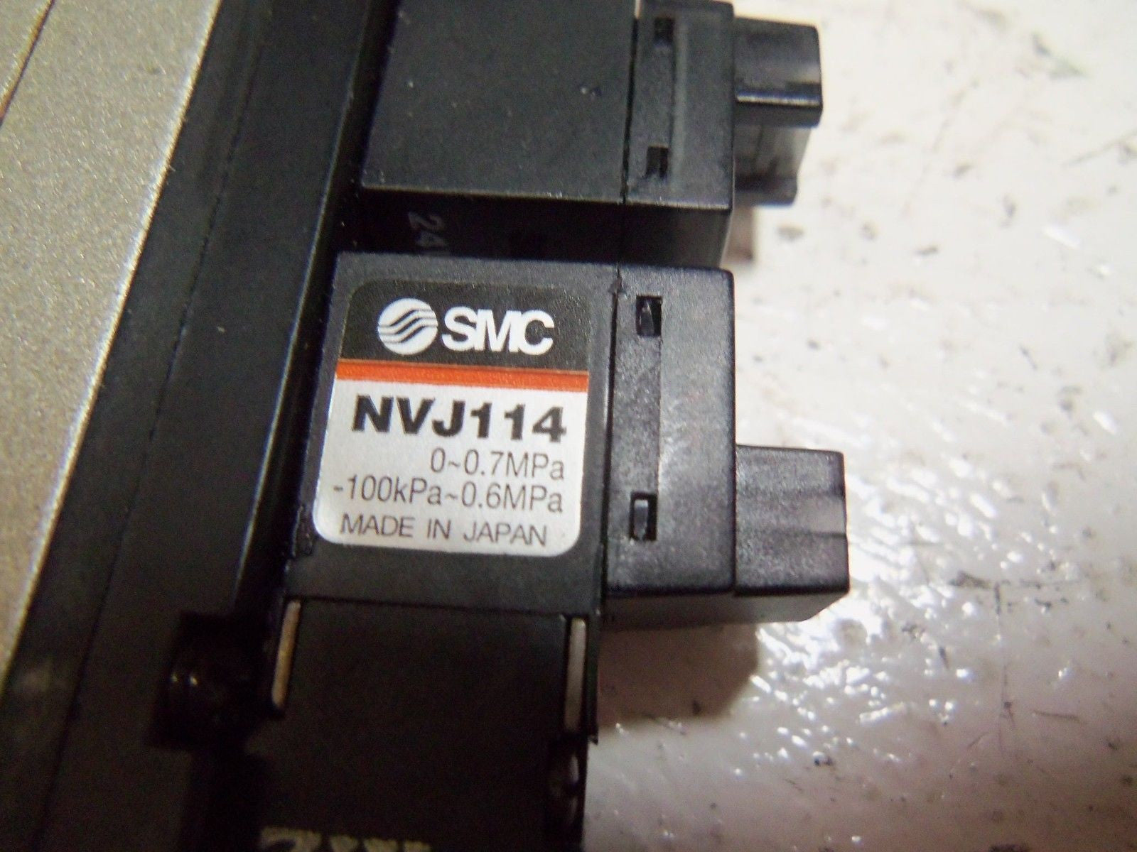 SMC NZM131HWZSE1-00 VACCUM SWITCH *USED*