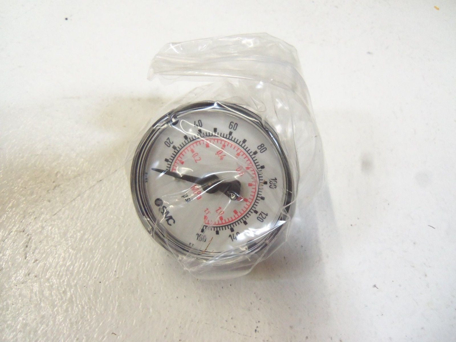 SMC REGULATOR AR40-06BG *NEW IN BAG*