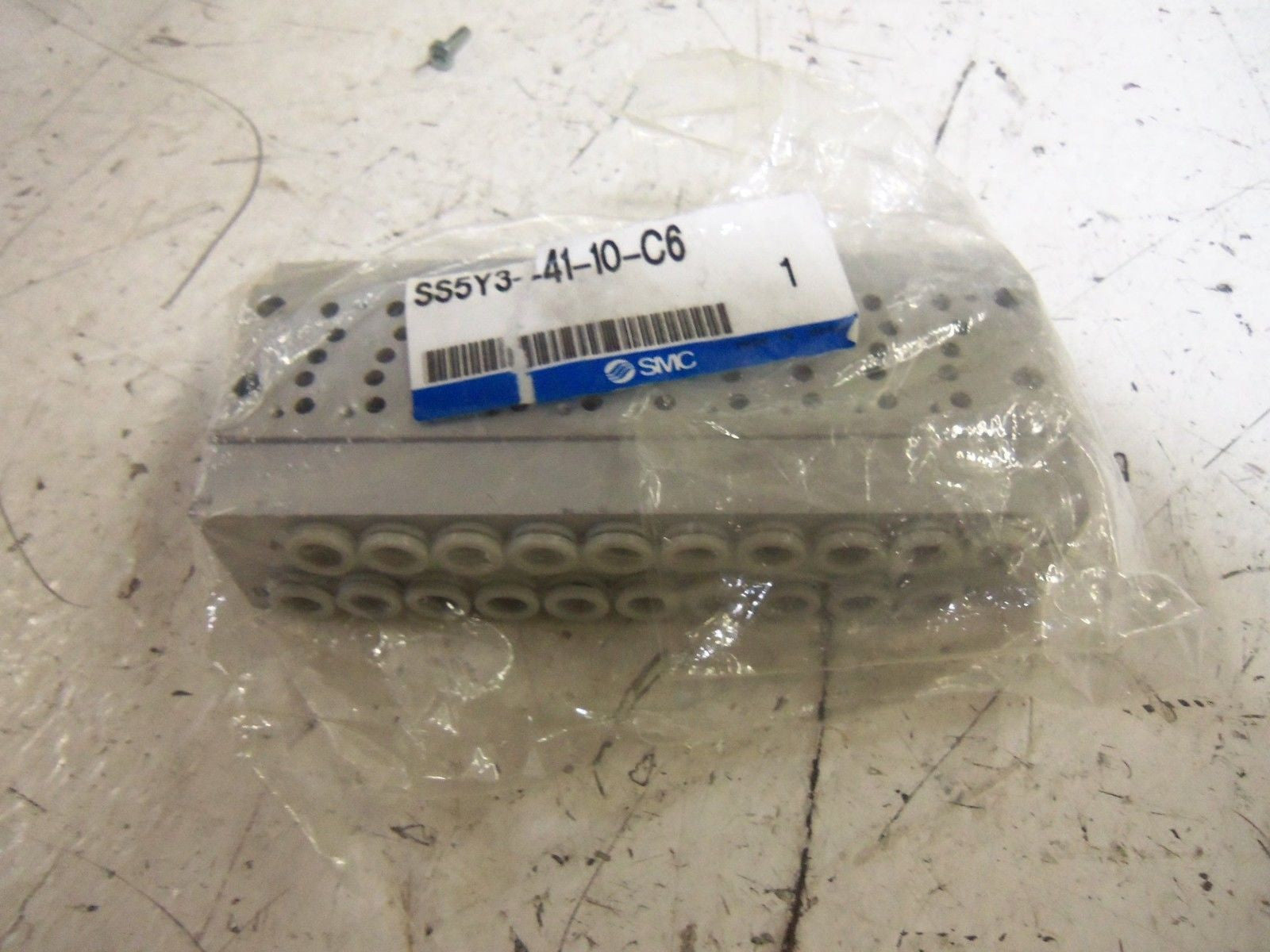 SMC SS5Y3-41-10-C6 MANIFOLD *NEW NO BOX*