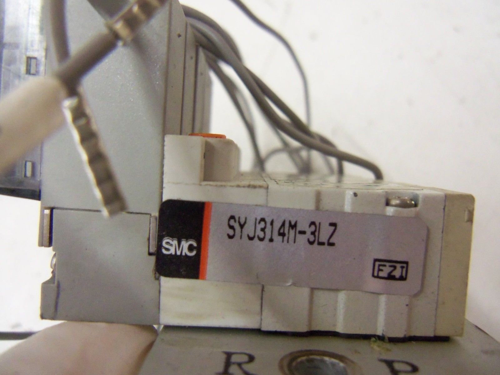 SMC SYJ314M-3LZ *USED*