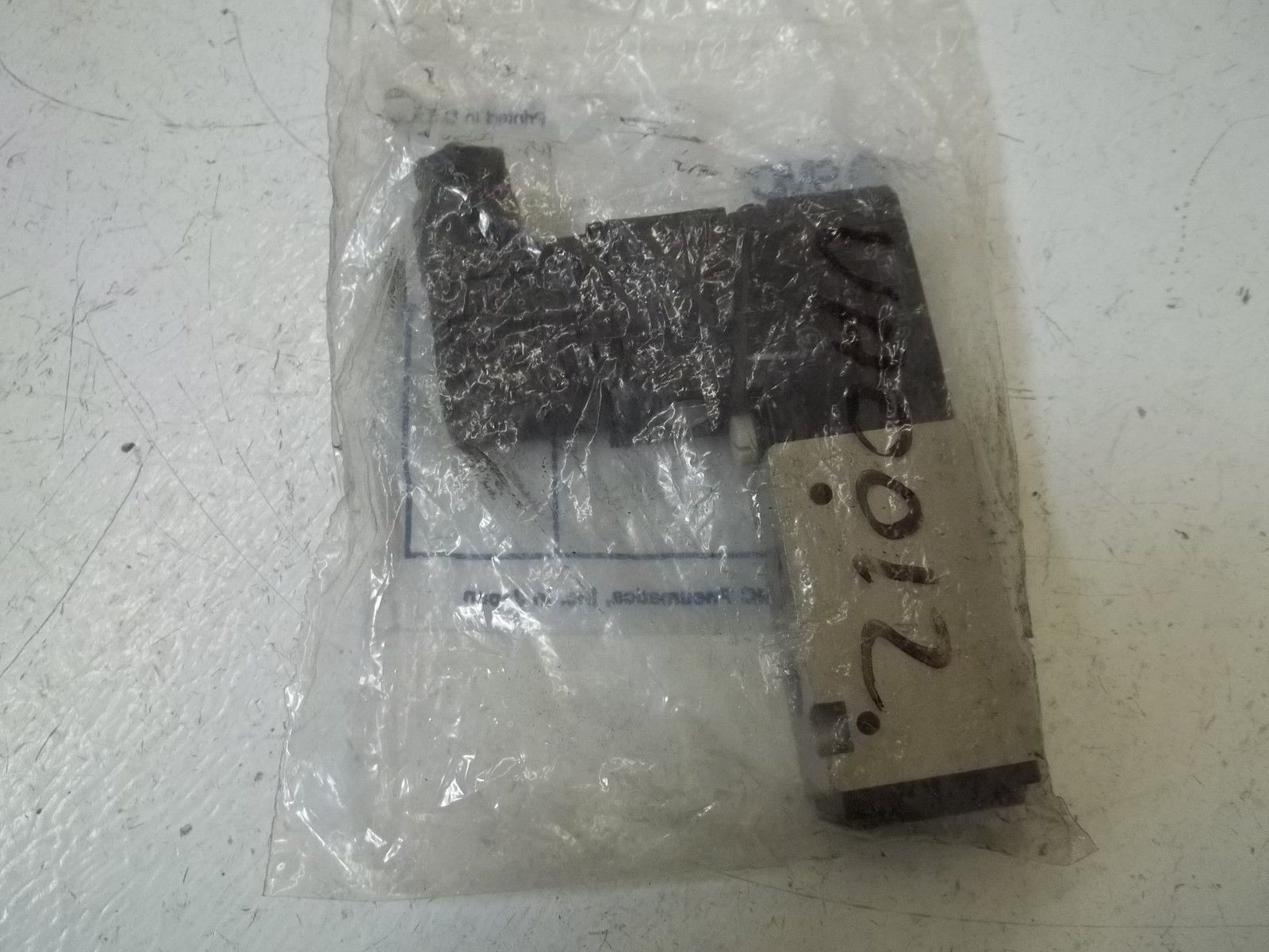 SMC VFS1130-5DZB-01  *NEW IN A FACTORY BAG*